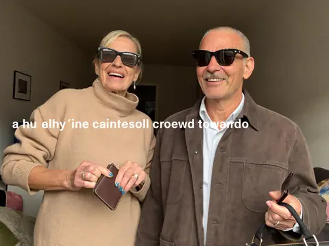 Un couple s'apprête à sortir